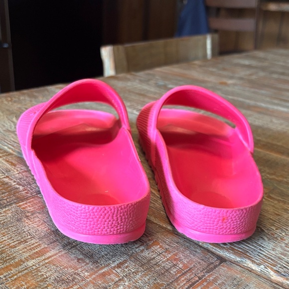 Birkenstock Fuchsia Slide Sandals - Picture 4 of 6
